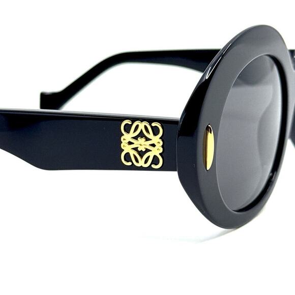 NEW!!! LOEWE Sunglasses LW40146I 01A Authentic main image 9